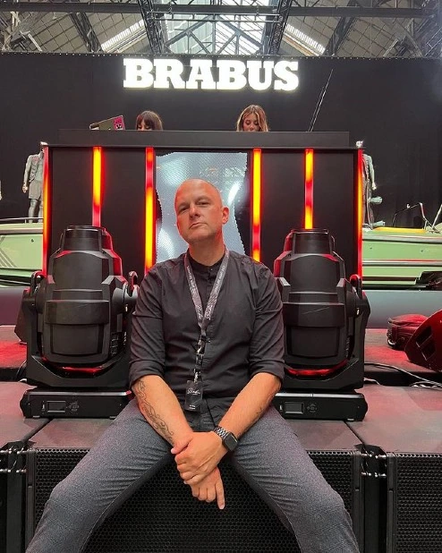 DJ BLIZZ bei BRABUS – Foto aus dem Press Kit